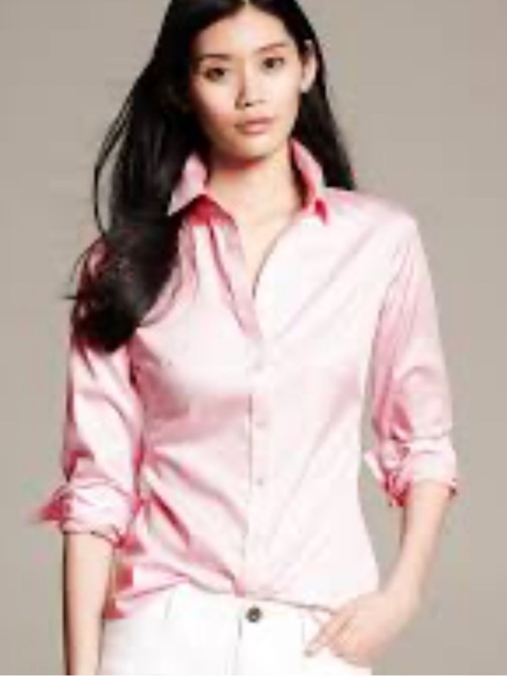Like new Banana Republic Polished Cotton Fitted Shirt